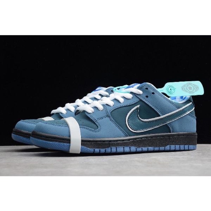 nike sb dunk low blue lobster