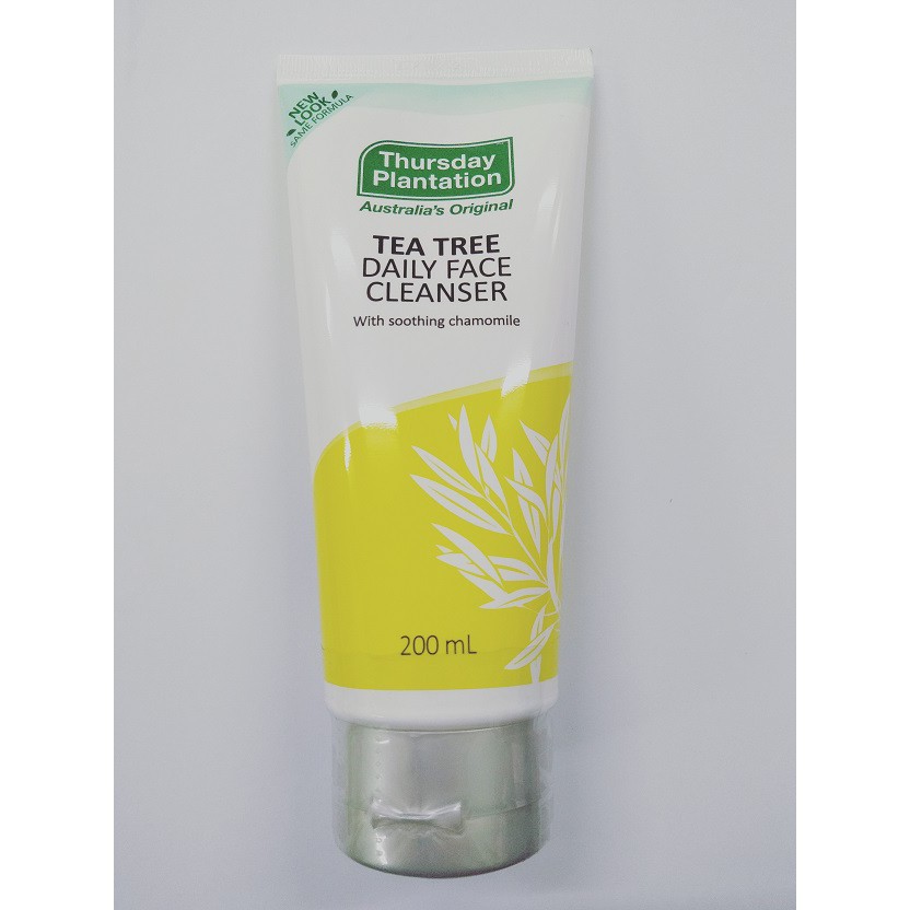 tea tree daily face cleanser
