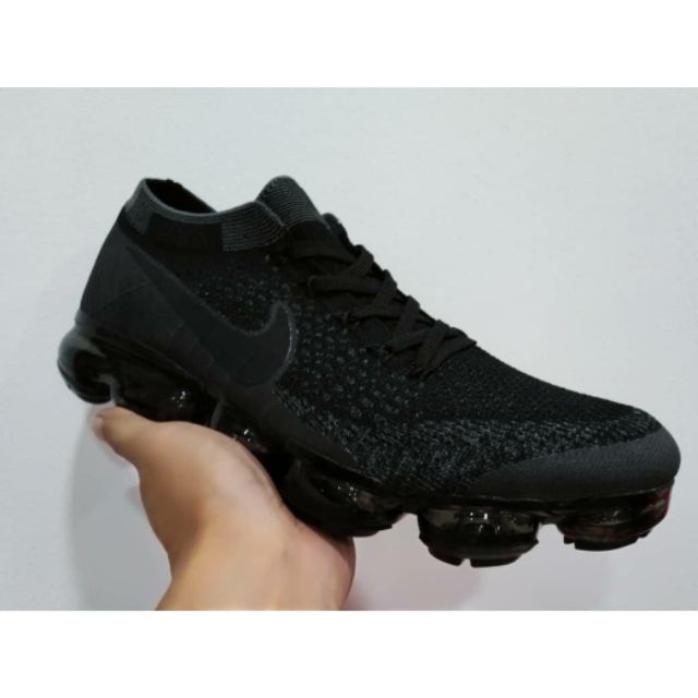vapormax flyknit 1 triple black