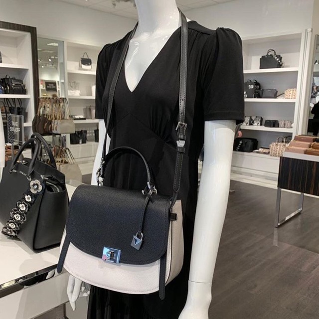 michael kors cassie