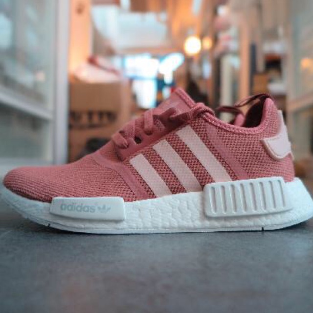 nmd r1 adidas salmon pink