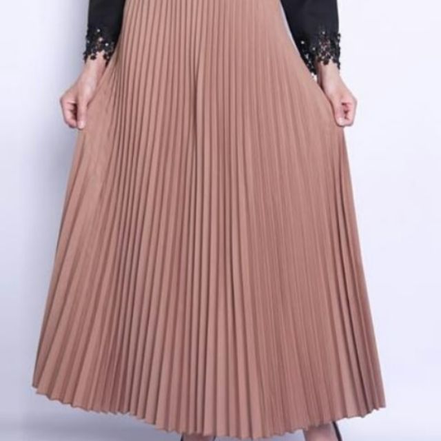 pleated plaid skirt 1960s