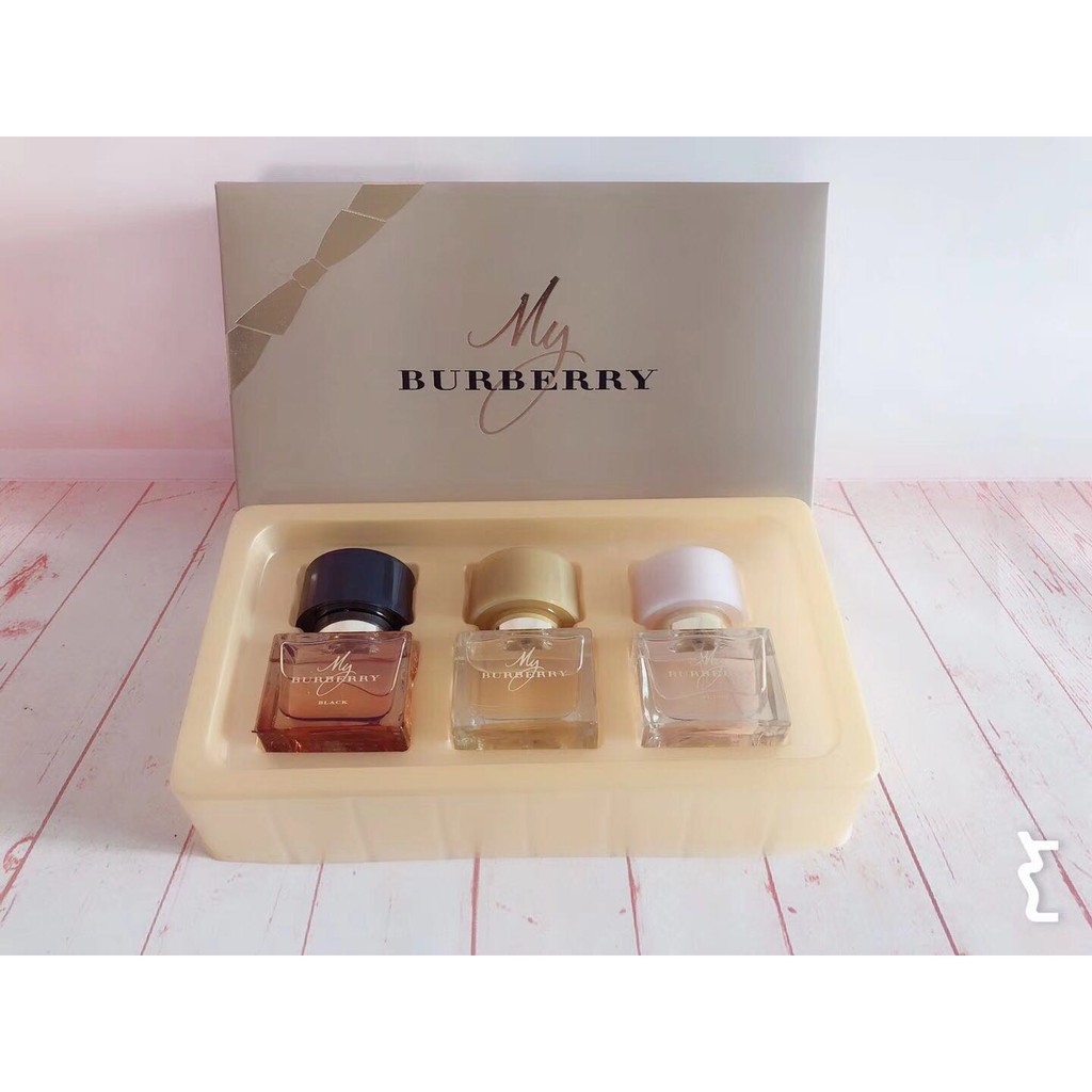 my burberry perfume set