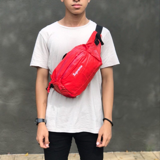 supreme waist bag fw17 red