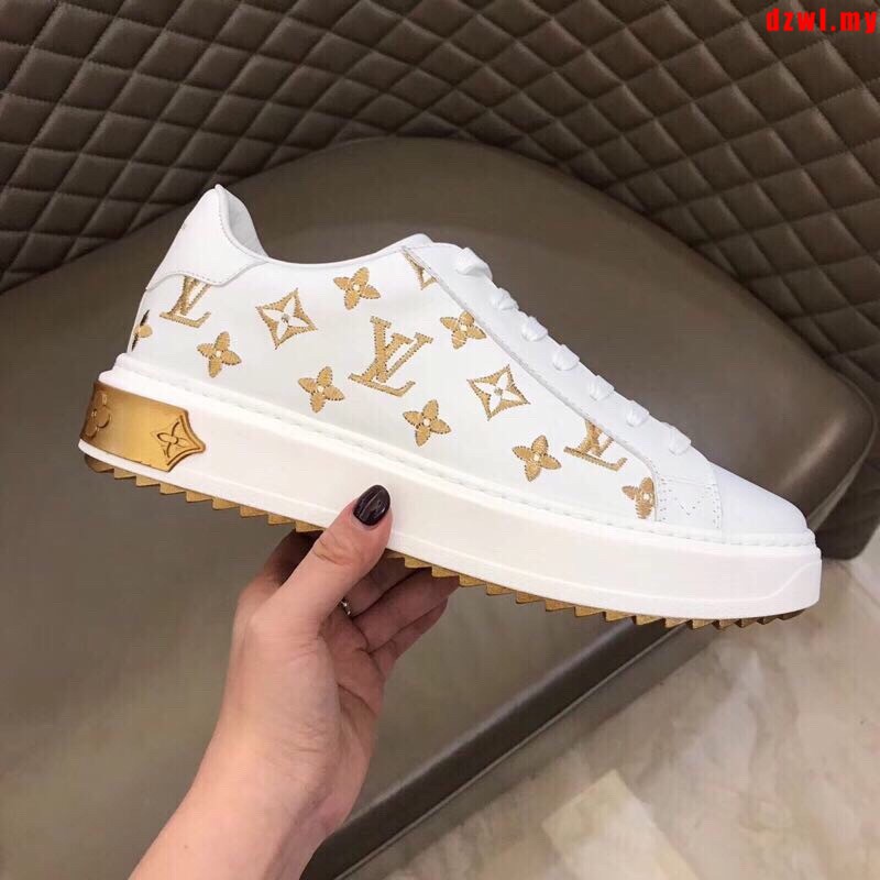 white and gold louis vuitton sneakers