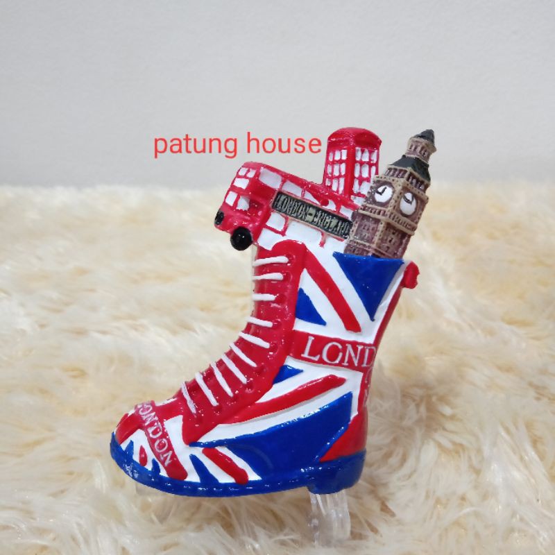 Fridge Magnet Fridge Magnets Fridge Souvenirs England London UK Shoes Shoes