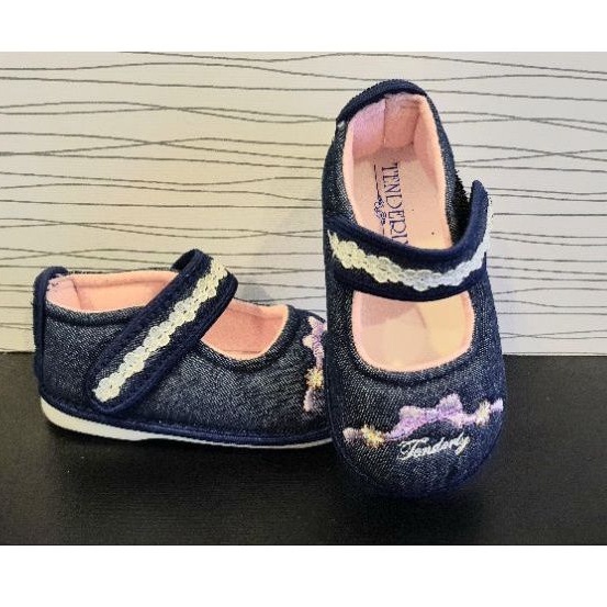 (Ready Stock)Cute little girl shoes (size 3) Shopee Malaysia