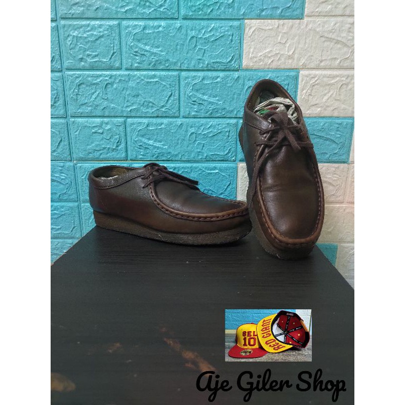 used clarks shoes