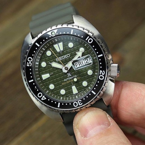 Klang Longmen] SEIKO PROSPEX King Turtle SRPE05K1/SRPE05 Green Waffle Dial  Diver's Sapphire Crystal Ceramic Bezel | Shopee Malaysia