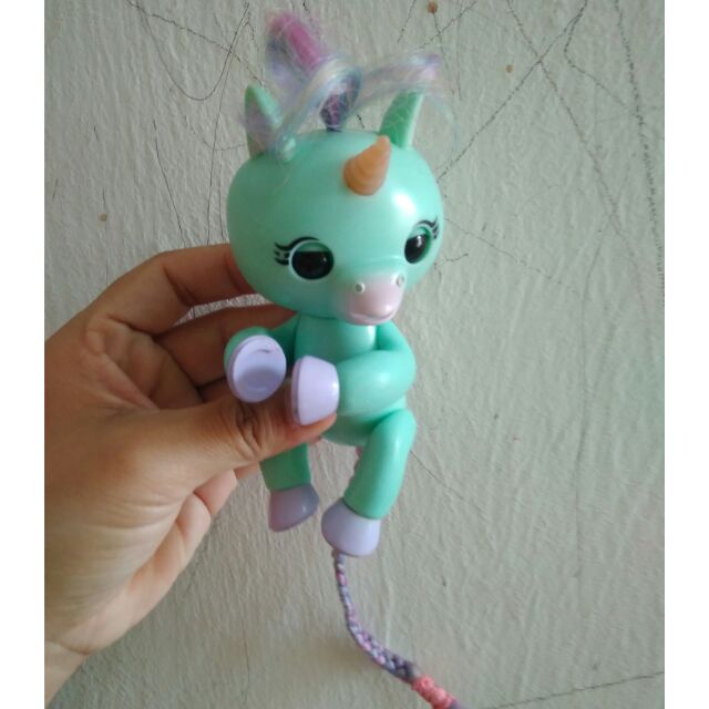 fingerlings plush unicorn