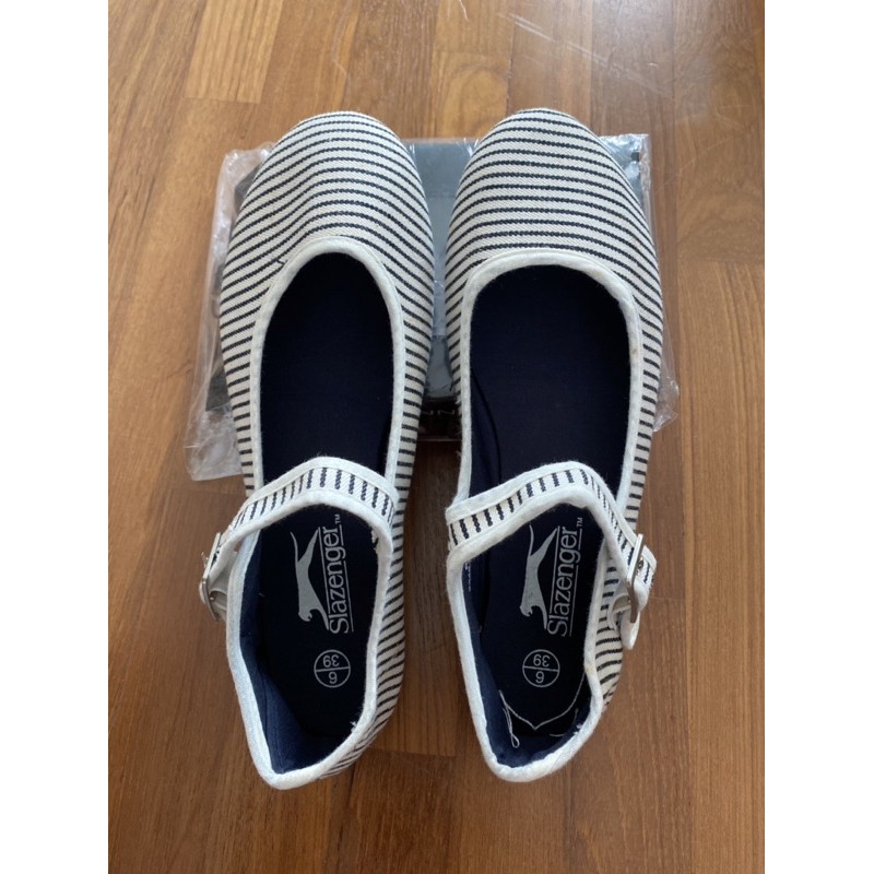 slazenger ladies canvas pumps