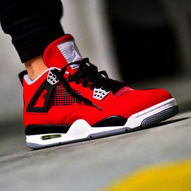 air jordan 4 toro bravo