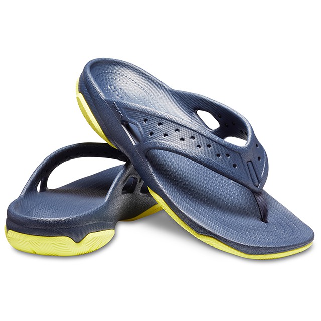 crocs men's swiftwater deck flip