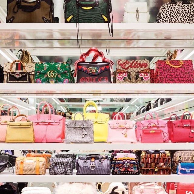 Luxury by Julia, Online Shop | Shopee Malaysia