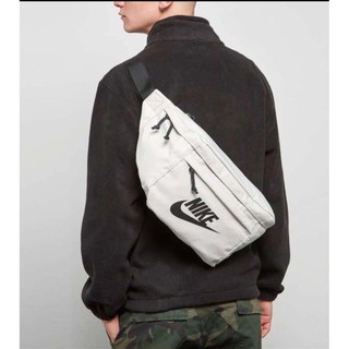 nike hip tech pack