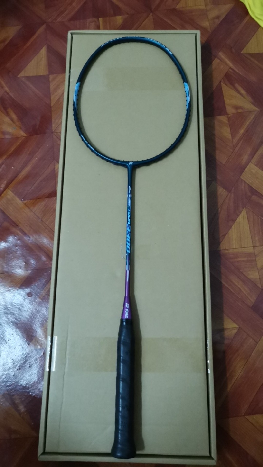 yonex arcsaber 3300 tour