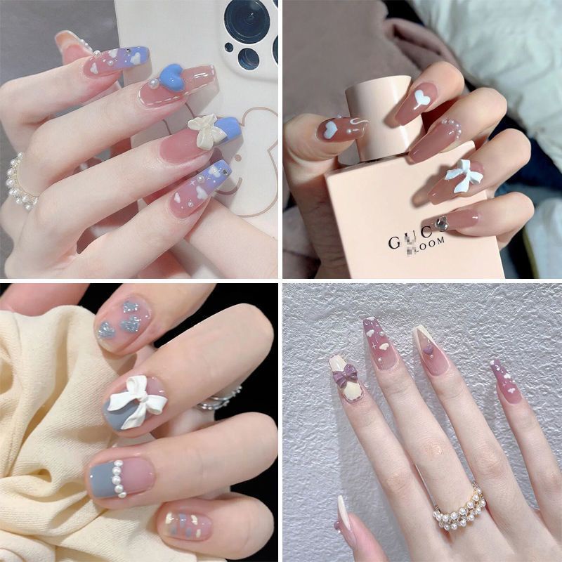 Vẽ hoa 3D nail không chỉ đơn thuần là trang trí móng tay đơn giản. Với sự tinh tế và khéo léo của các nghệ nhân, những bông hoa 3D trên móng tay sẽ trở thành một tác phẩm nghệ thuật đích thực. Hãy khám phá ngay để trải nghiệm điều đặc biệt này.