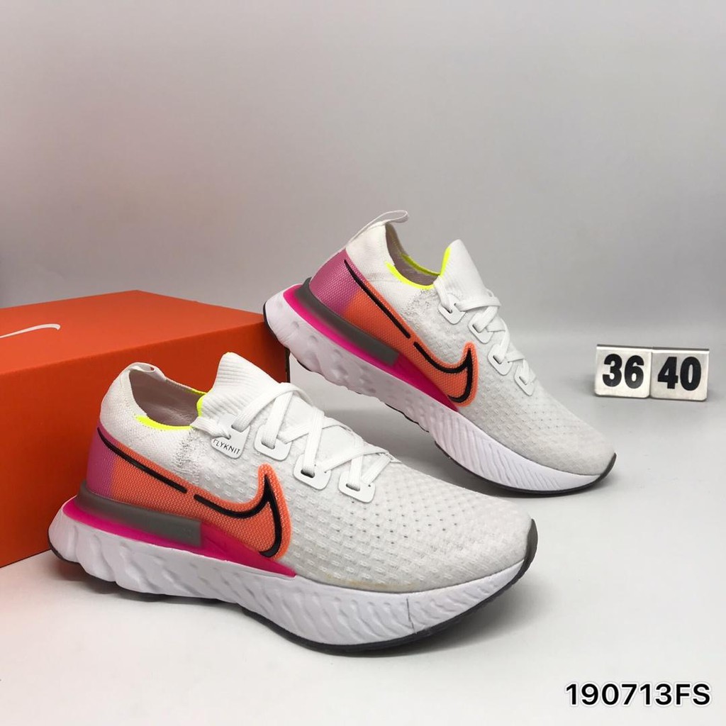 nike legend react 3