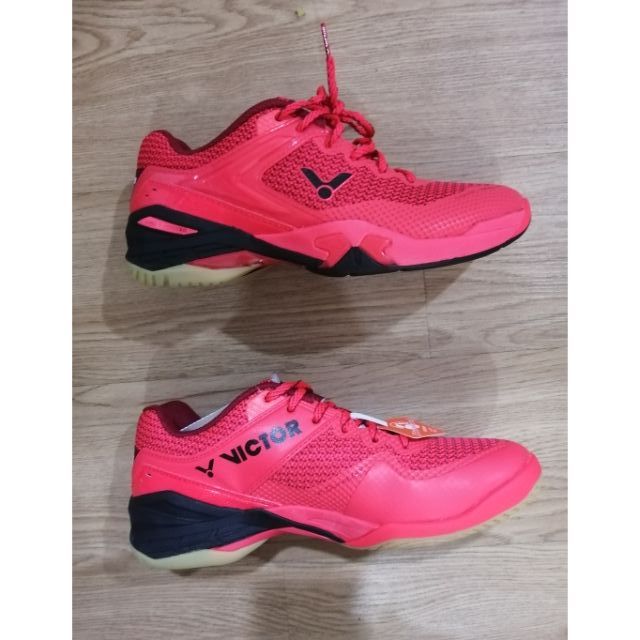 kasut badminton victor