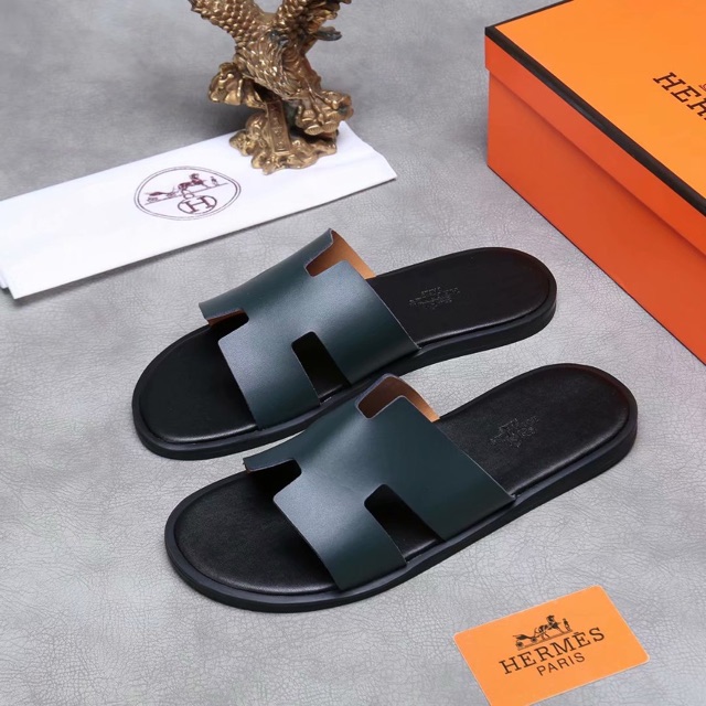 hermes black flip flops