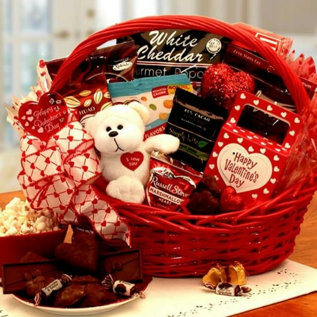 Valentine Gift Bucket Hamper Shopee Malaysia