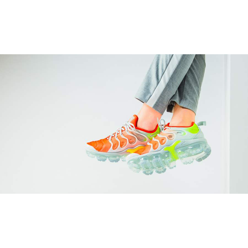 nike air vapormax plus reverse sunset