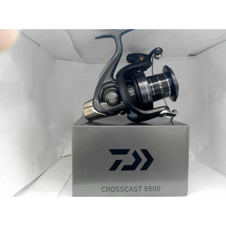 Daiwa 17 CROSSCAST 4000 Spininng Reel SURF CASTING from Japan New 
