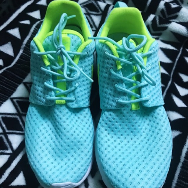 nike roshe blue green