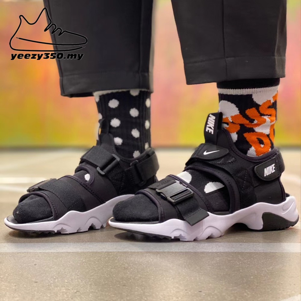 men's sandal nike canyon