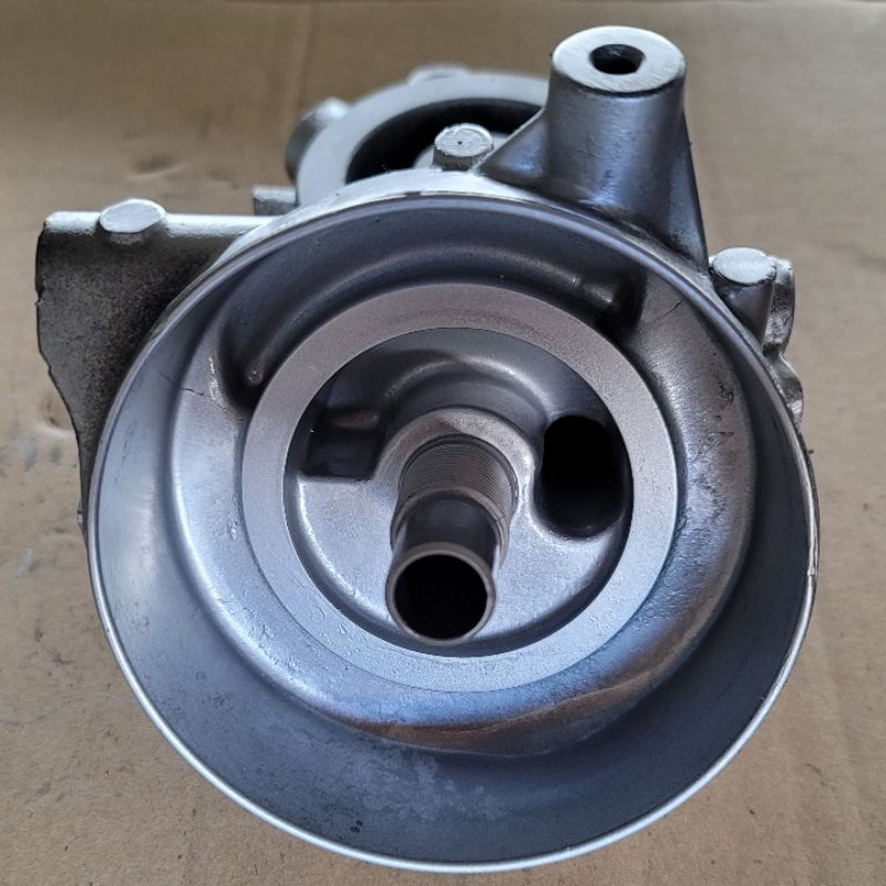 Nissan Frontier D22 Navara D40 YD25 engine oil filter housing USED