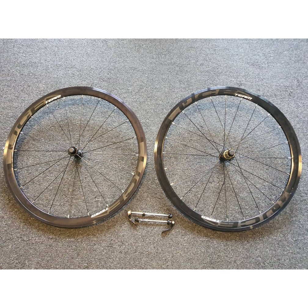 luce carbon wheelset