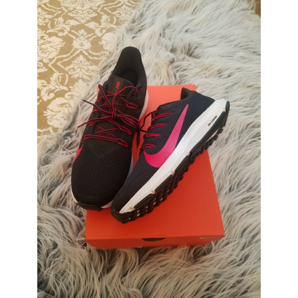 nike quest 2 black red