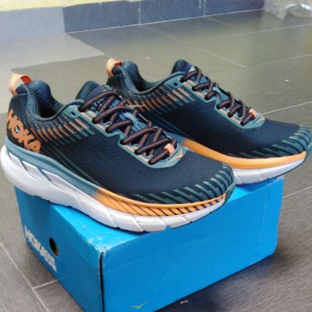 hoka one one clifton clearance