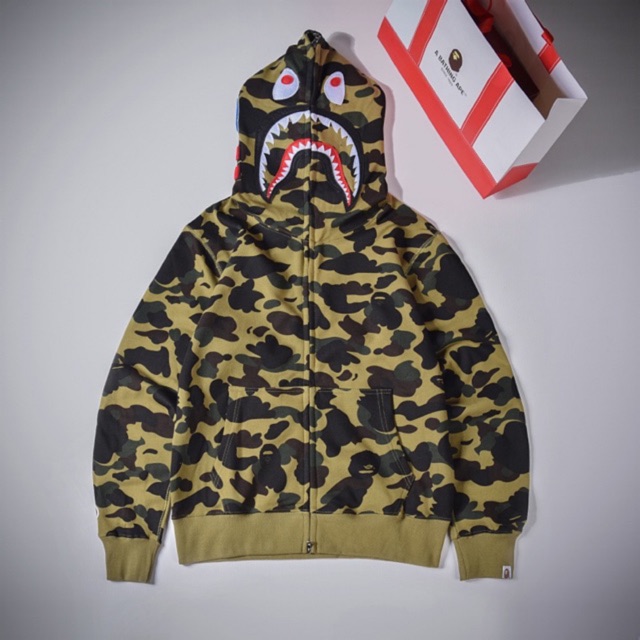 a bathing ape hoodie camo