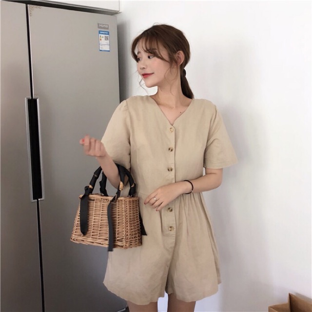 V领阔腿连体裤 V-neck jumpsuit
