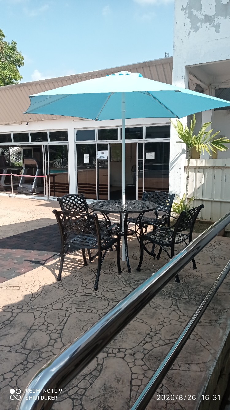 Ikea Hogon Parasol Light Blue 270 Cm Easy To Open Close The Canopy S Colour Lasts Longer In The Sun Can Wash Shopee Malaysia