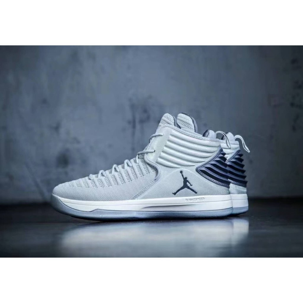 jordan flight speed white