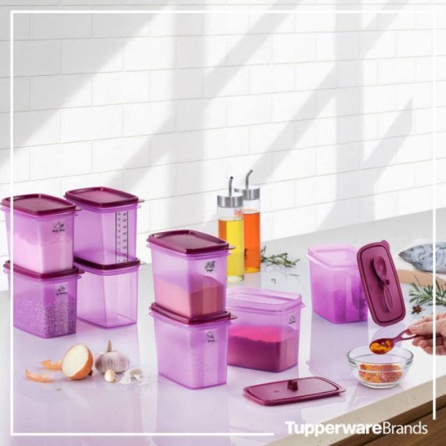 Tupperware Shelf Saver with Spoon (Bekas Rempah Ratus)