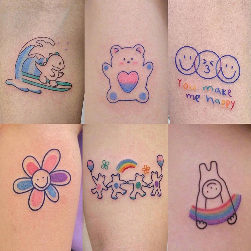 Nếu bạn muốn thể hiện cái tôi của mình một cách độc đáo, hãy tham khảo đến các tattoo stickers. Với những họa tiết đa dạng và đẹp mắt, bạn có thể dán chúng vào bất kì chiếc áo phông hay móc chìa khóa nào để tạo nên phong cách riêng của mình.