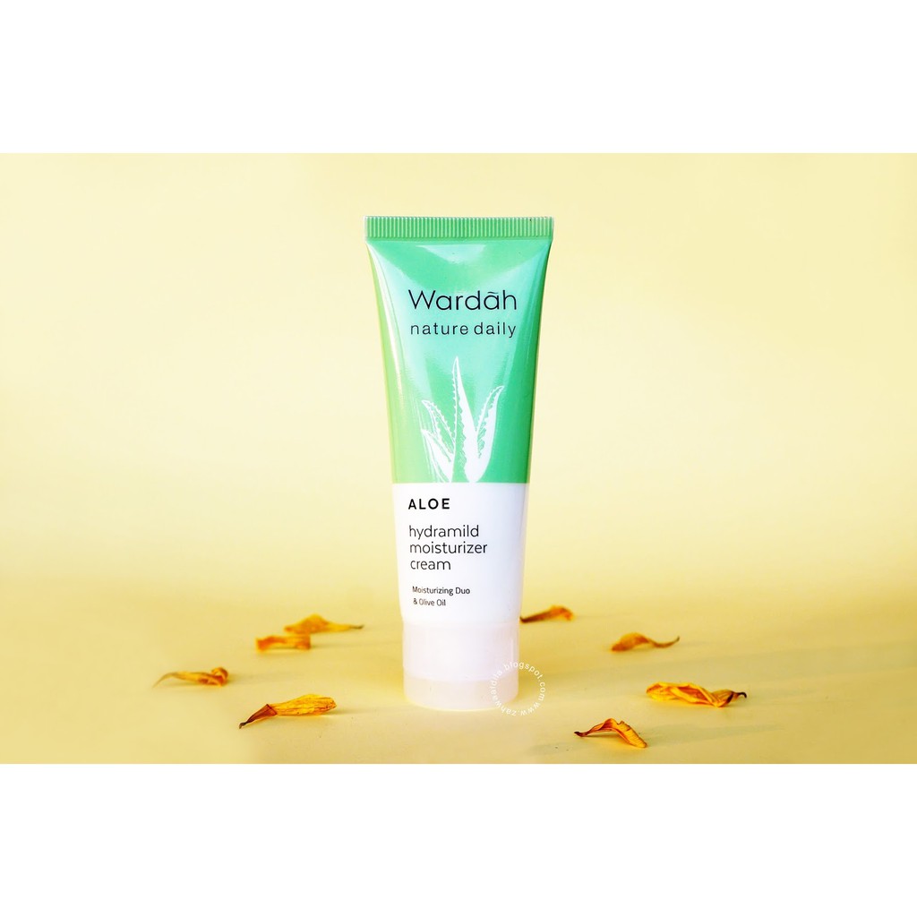 wardah aloe vera moisturizing cream