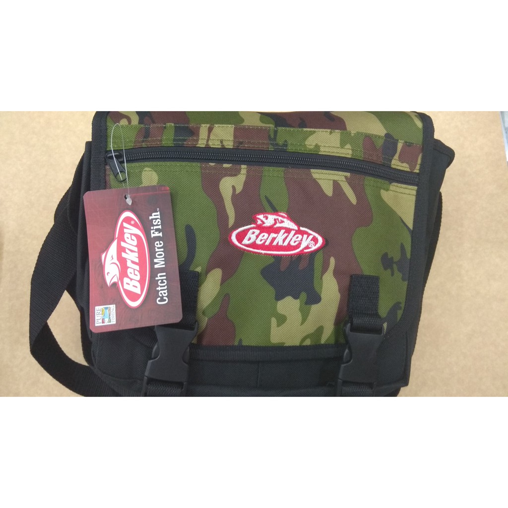 berkley camo shoulder bag