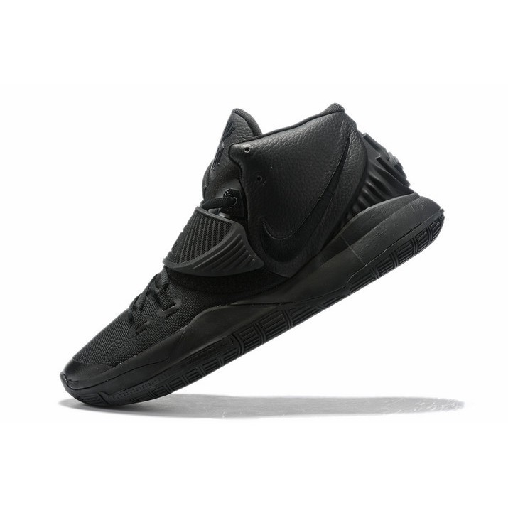 kyrie all black basketball shoes