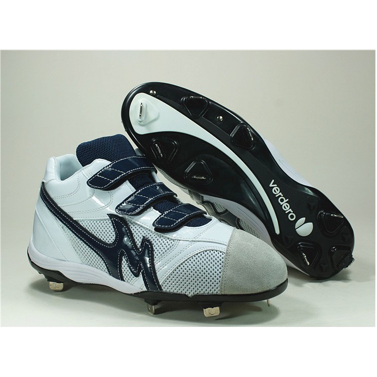 baseball & softball cleats