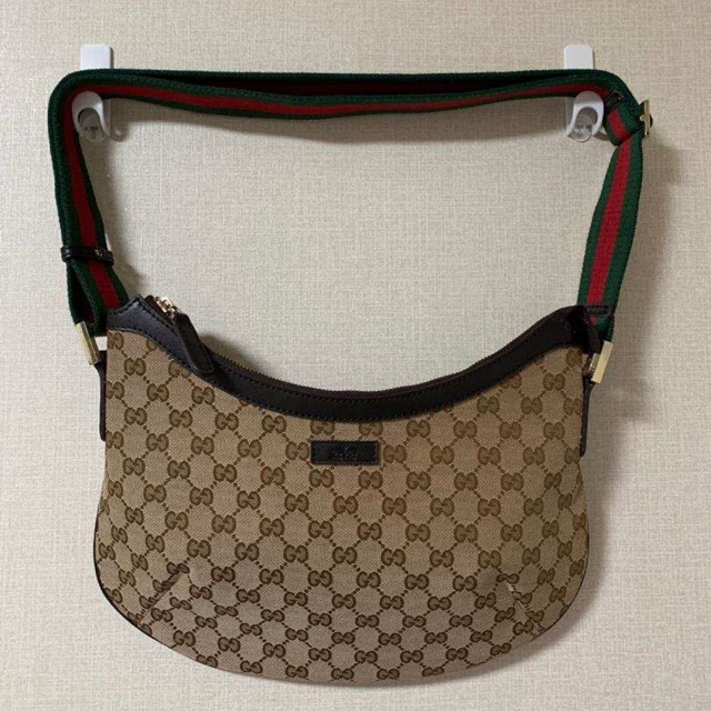 gucci half moon bag