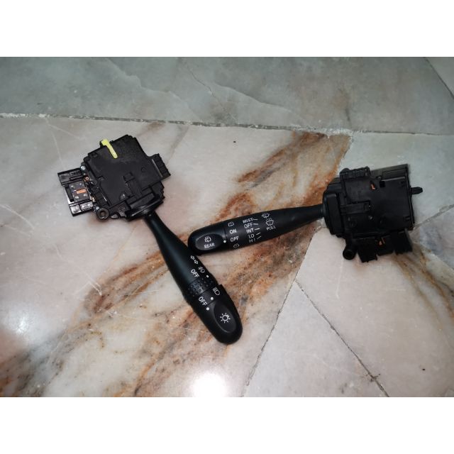 ORIGINAL TURN SIGNAL WITH SPOT LIG SWITCH/WIPER SWITCHSET PERODUA MYVI