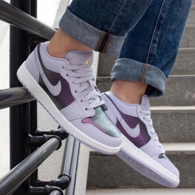 jordan 1 low oxygen purple