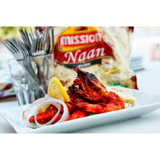 MISSION Naan Bread Roti Nan Plain / Garlic & Herbs Bawang Putih Herba ...