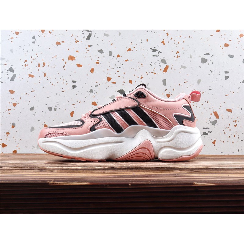 magmur runner shoes pink