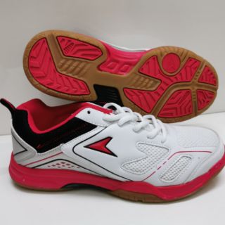 bata badminton shoes