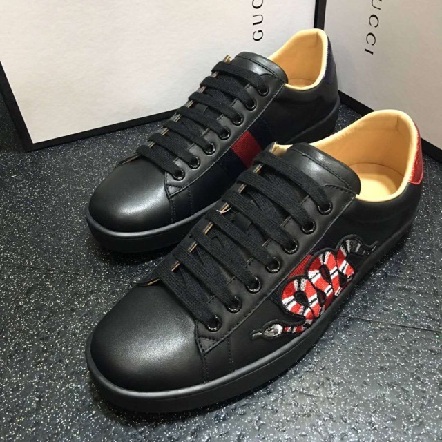 gucci ace kingsnake print sneaker